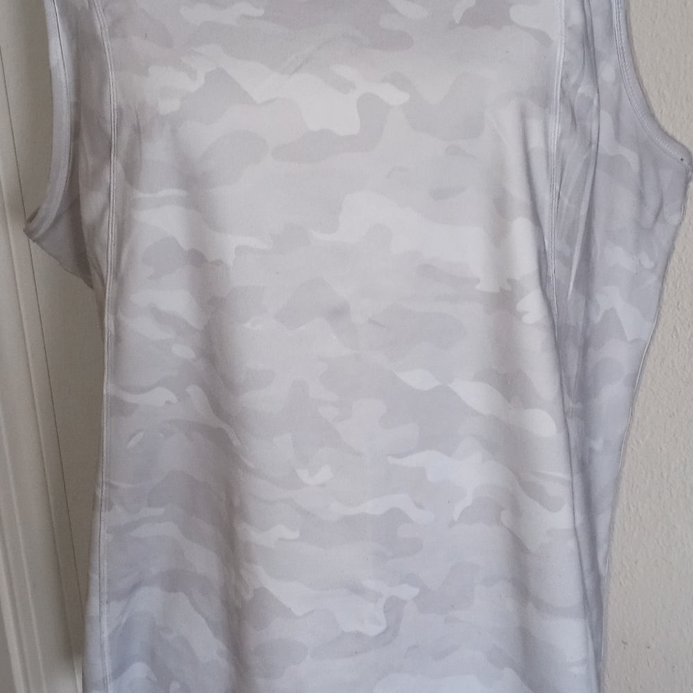 Camo workout tank top